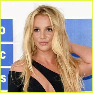 britney spears nude beach pics|Britney Spears posts NUDE photos of herself on the beach